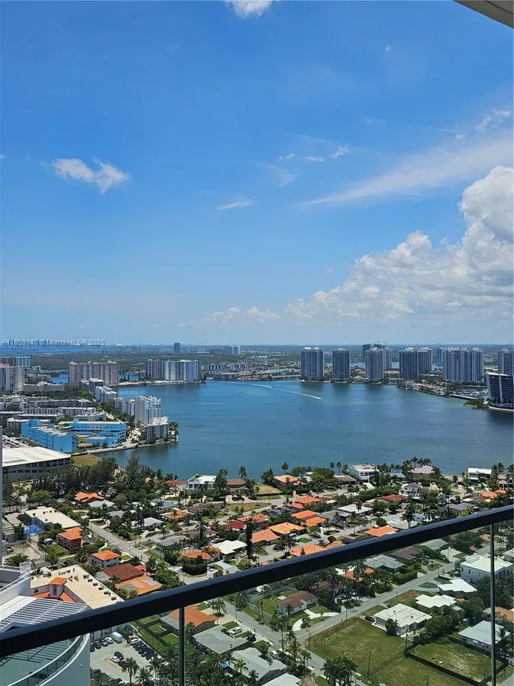 Residences by Armani Casa #3504 image #44