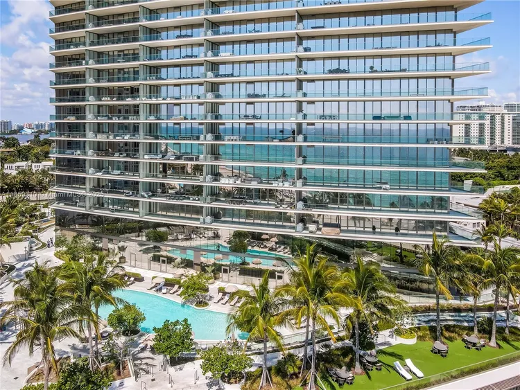 Residences by Armani Casa #3504 image #6