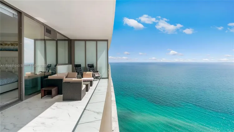 Residences by Armani Casa #3504 image #8