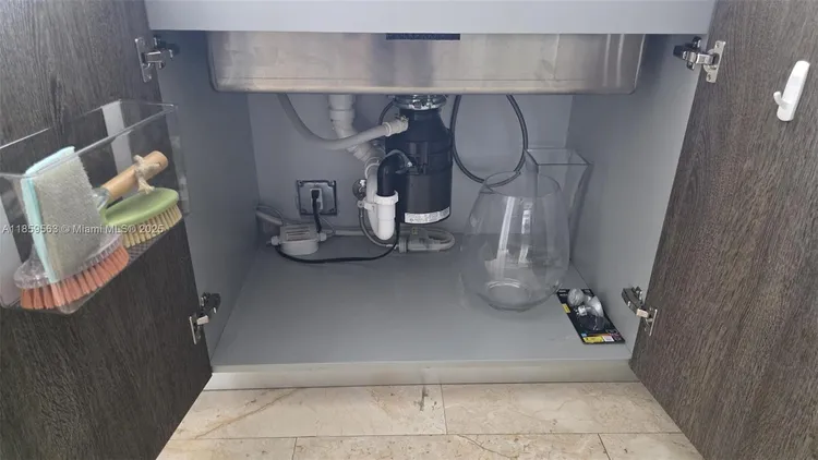 Reach Brickell City Centre #2412 image #10