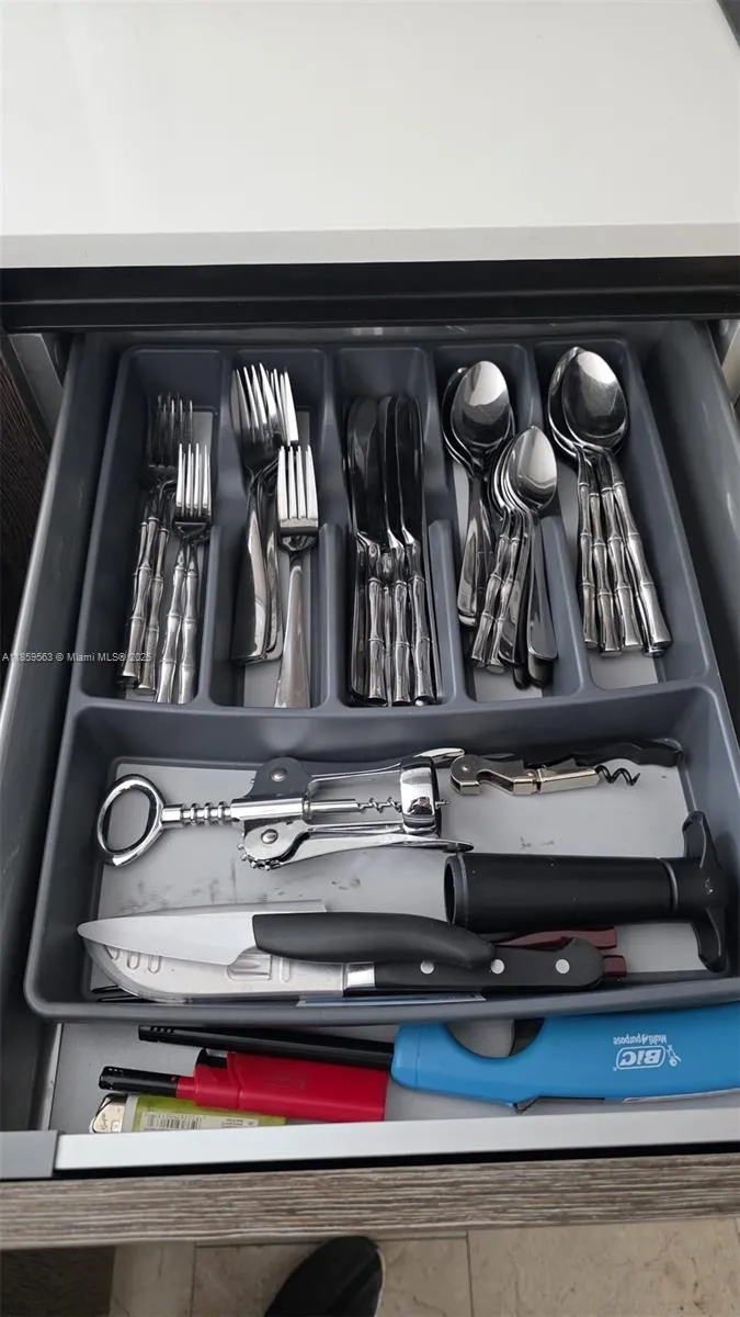 Reach Brickell City Centre #2412 image #24