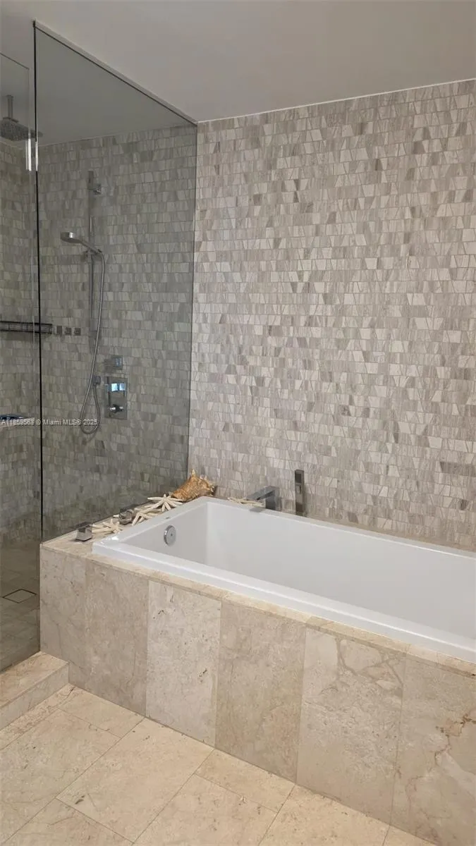 Reach Brickell City Centre #2412 image #7