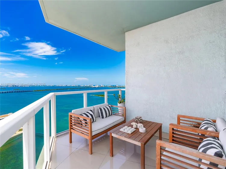 Quantum on the Bay #3712 image #15