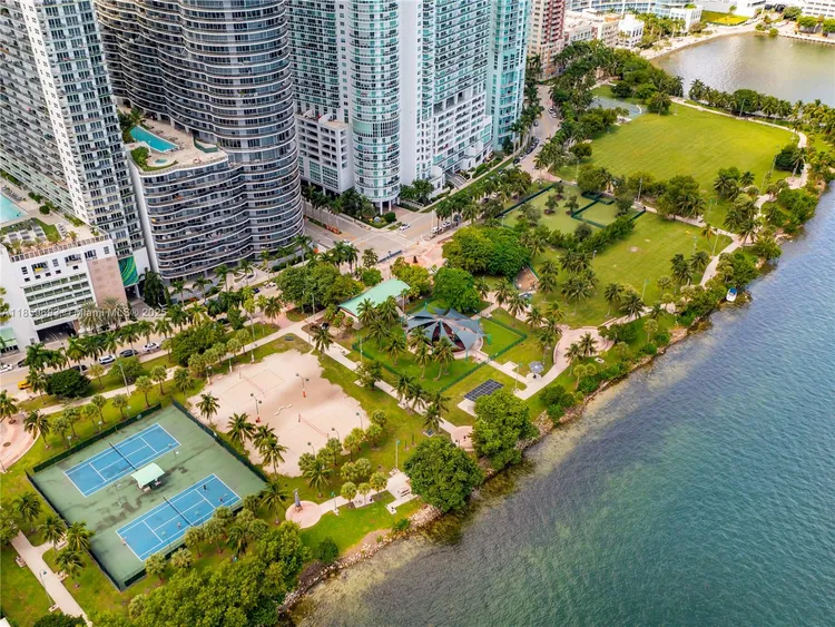 Quantum on the Bay #3712 image #23