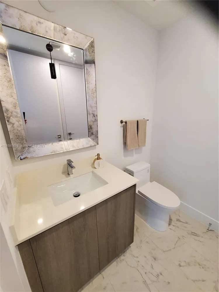 Aurora #1403 image #18