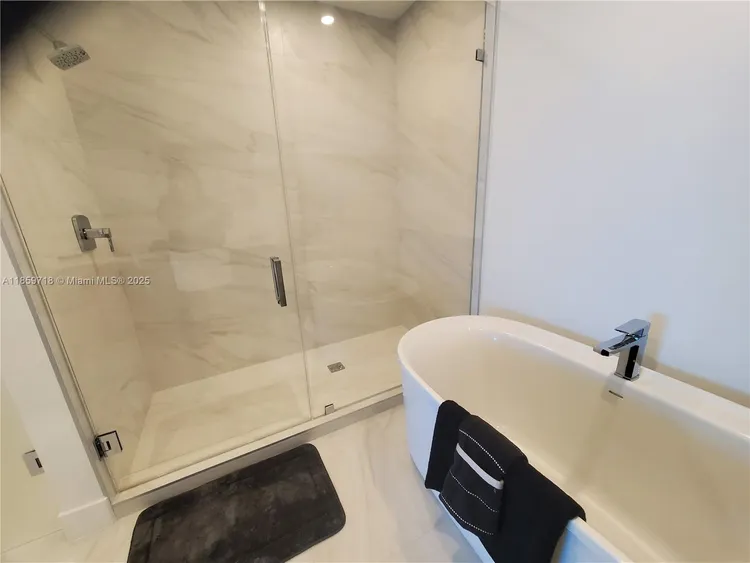 Aurora #1403 image #20