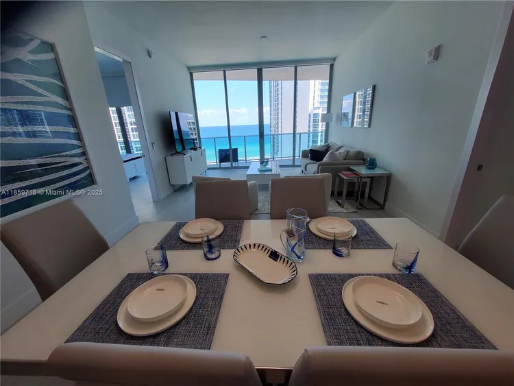 Aurora #1403 image #38