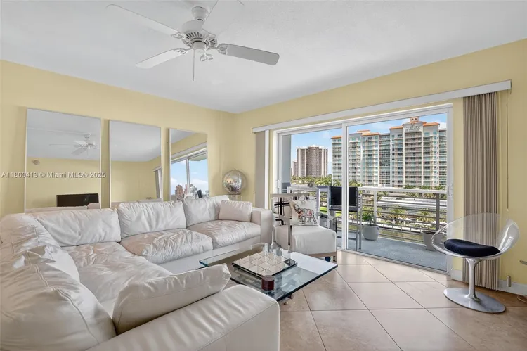 Lauderdale Tower #K8 image #10