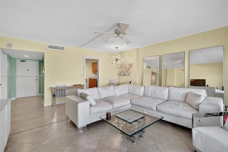 Lauderdale Tower #K8 image #11