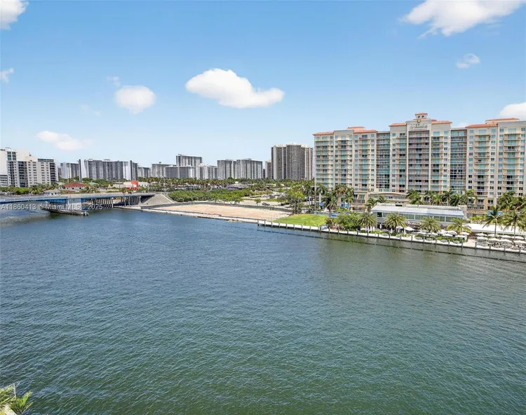 Lauderdale Tower #K8 image #29