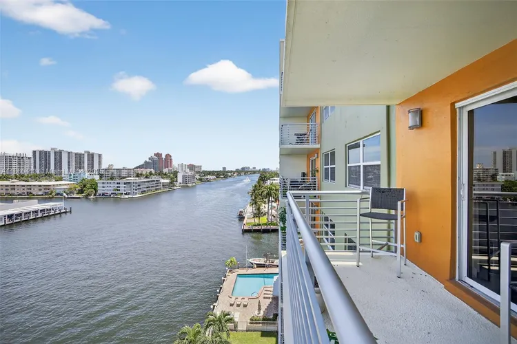 Lauderdale Tower #K8 image #30