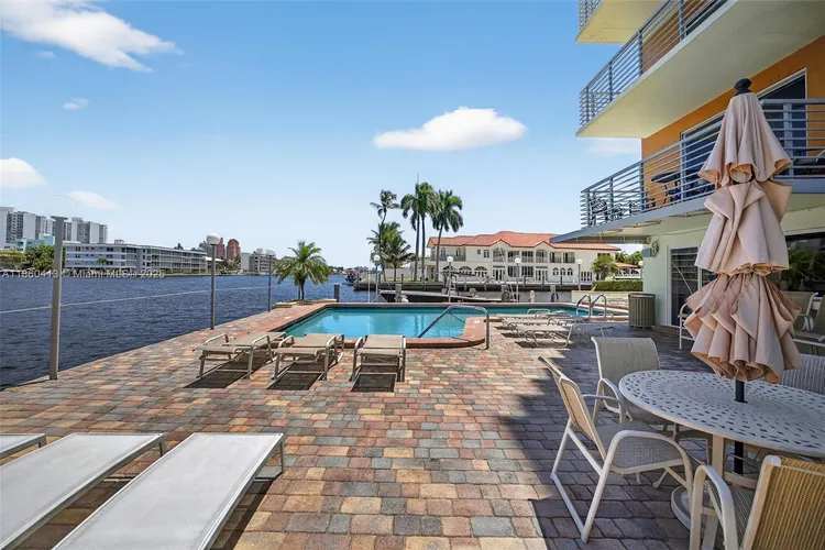 Lauderdale Tower #K8 image #43