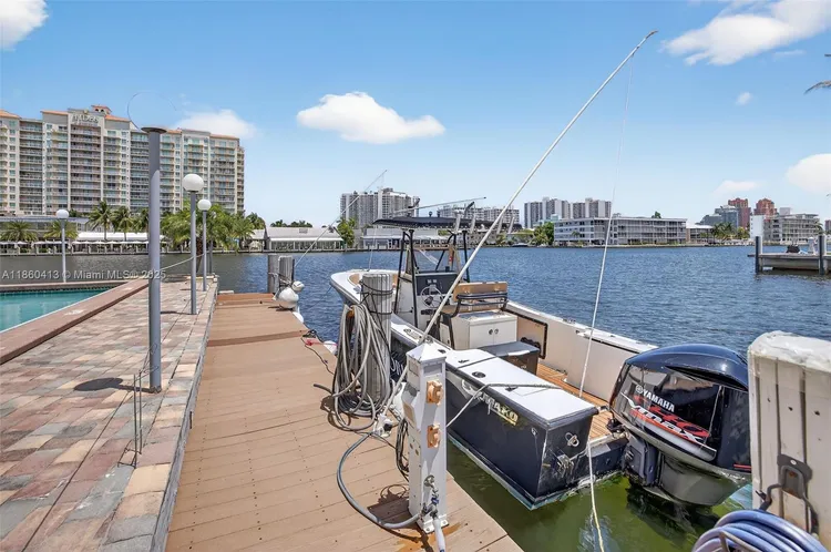 Lauderdale Tower #K8 image #52