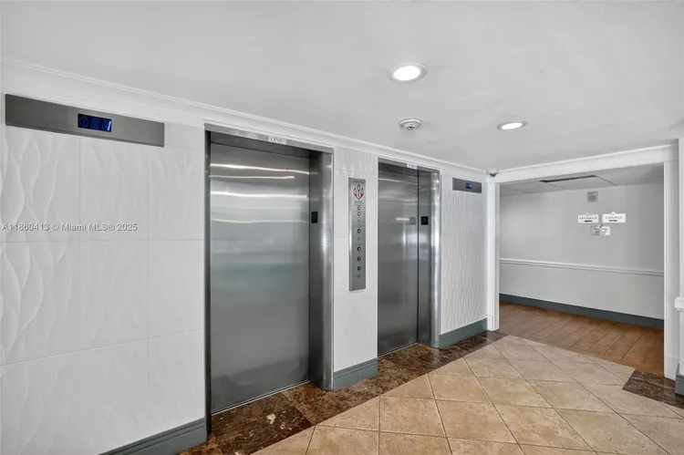 Lauderdale Tower #K8 image #58