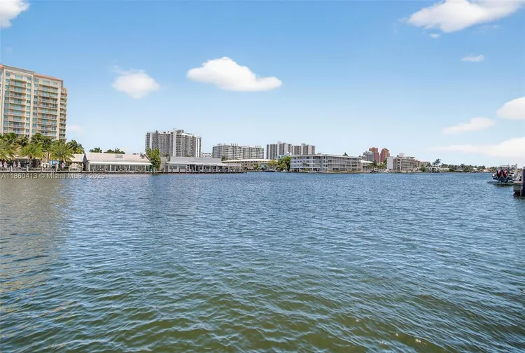 Lauderdale Tower #K8 image #67