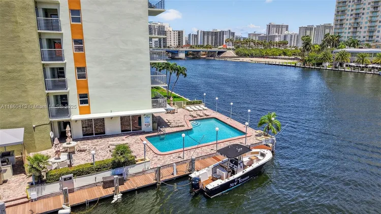 Lauderdale Tower #K8 image #79