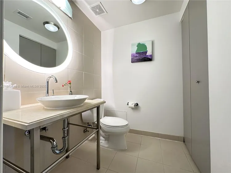 Mutiny Park #1814 image #10