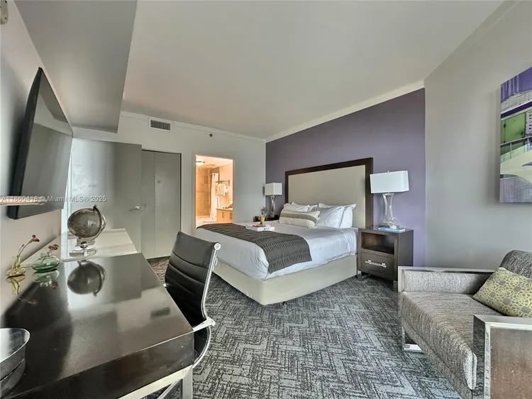 Mutiny Park #1814 image #6