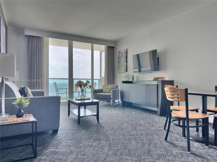 Mutiny Park #1814 image #8