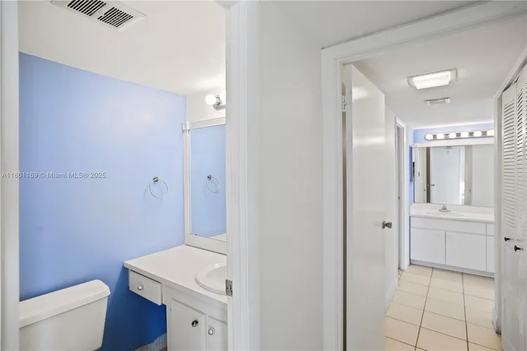 Coronado #901 image #20