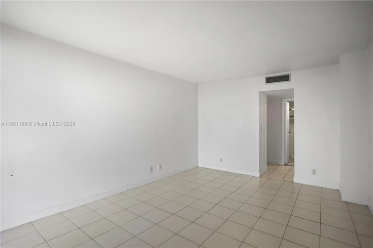 Coronado #901 image #21