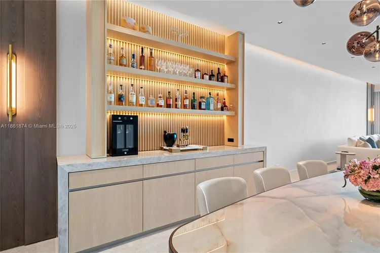 Fendi Chateau Residences #303 image #13