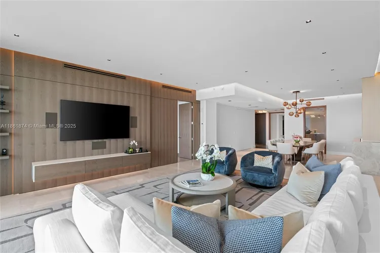 Fendi Chateau Residences #303 image #15