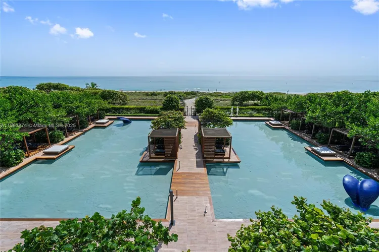 Fendi Chateau Residences #303 image #24