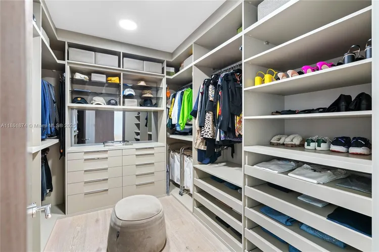 Fendi Chateau Residences #303 image #31