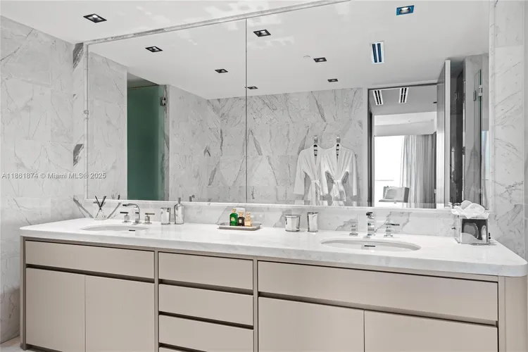 Fendi Chateau Residences #303 image #32