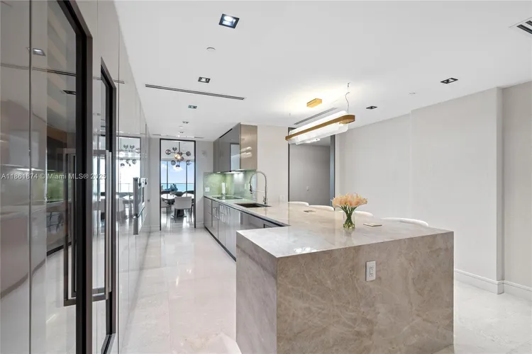 Fendi Chateau Residences #303 image #39