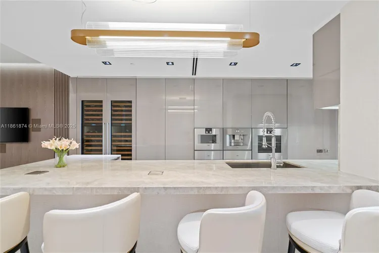 Fendi Chateau Residences #303 image #41