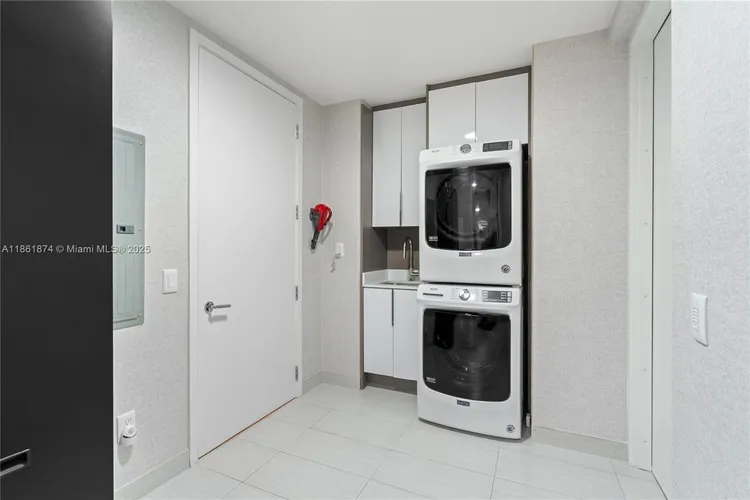 Fendi Chateau Residences #303 image #58