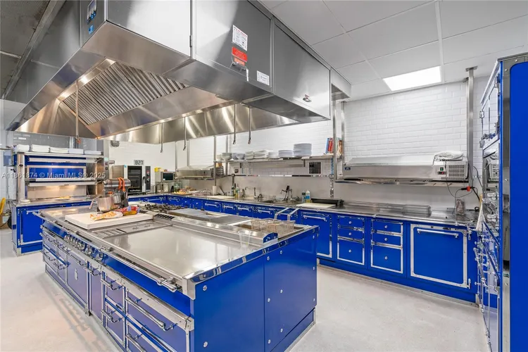 Fendi Chateau Residences #303 image #78