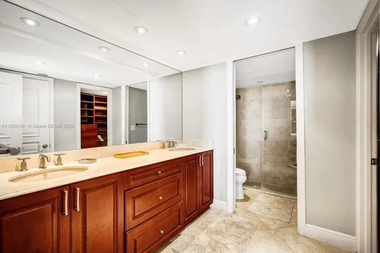 Towers of Key Biscayne #A203 image #26