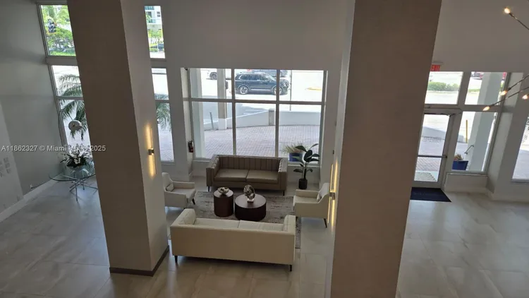 The Residences On Hollywood Beach #108 image #17