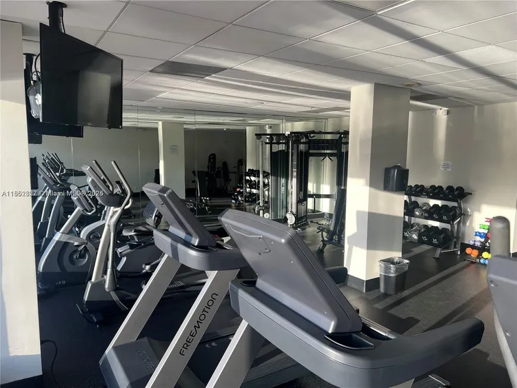 The Residences On Hollywood Beach #108 image #18