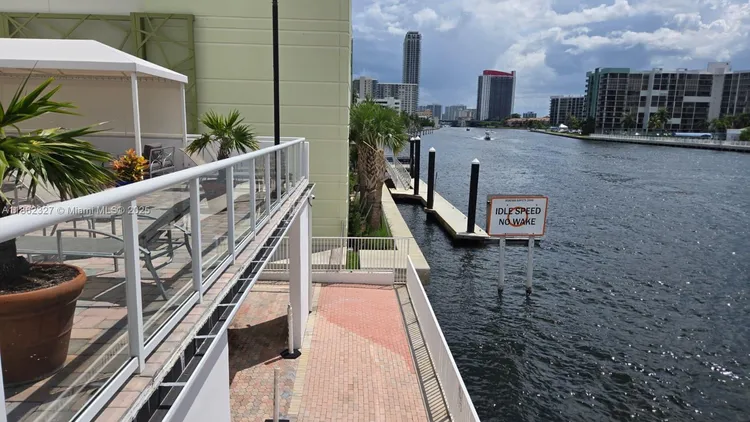 The Residences On Hollywood Beach #108 image #26