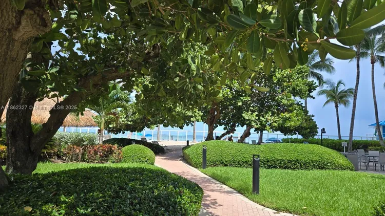 The Residences On Hollywood Beach #108 image #27