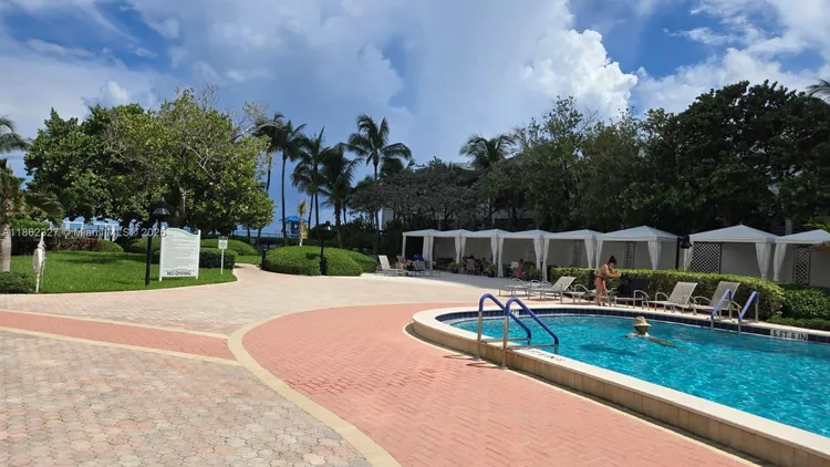 The Residences On Hollywood Beach #108 image #28