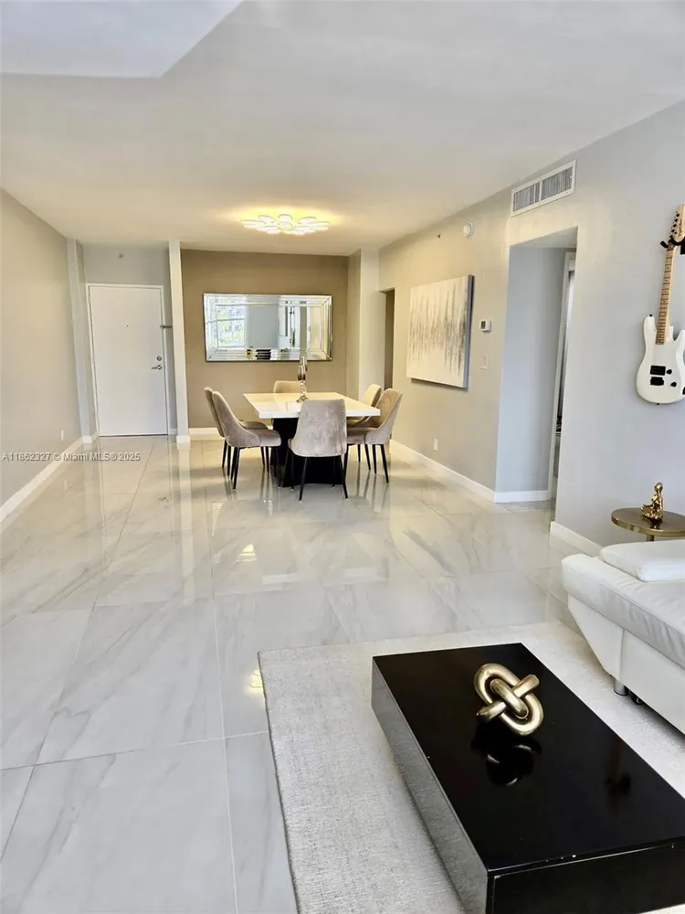 The Residences On Hollywood Beach #108 image #7