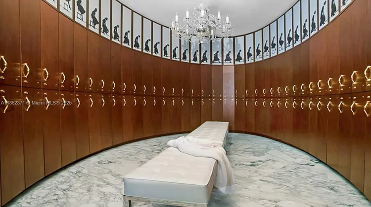 Icon Brickell II #5609 image #30