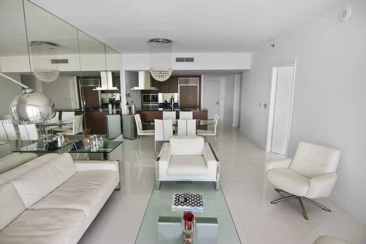 Icon Brickell II #5609 image #7