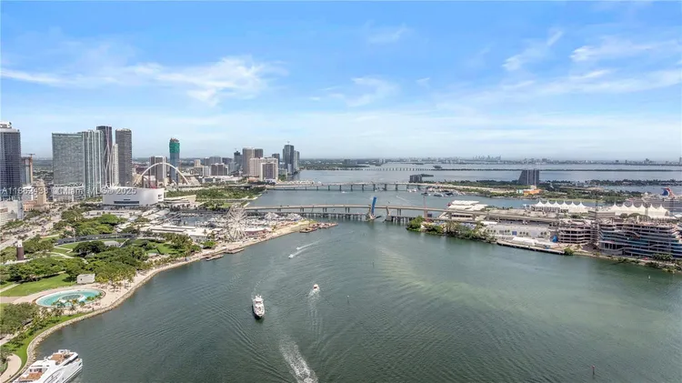 One Miami #1918 image #34