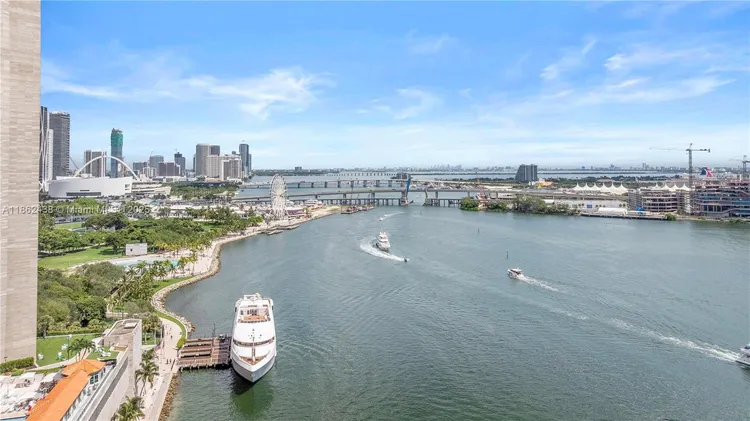 One Miami #1918 image #36