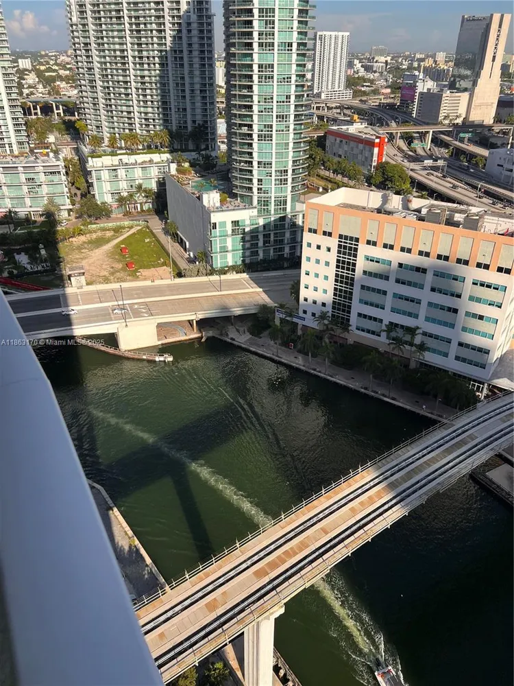Brickell on the River North #2801 image #12