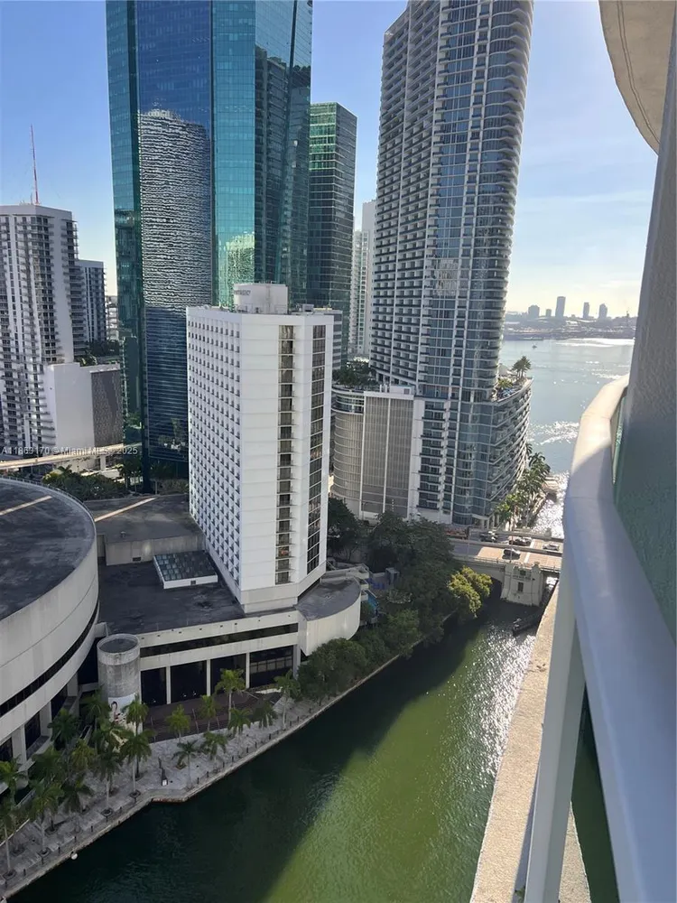Brickell on the River North #2801 image #14