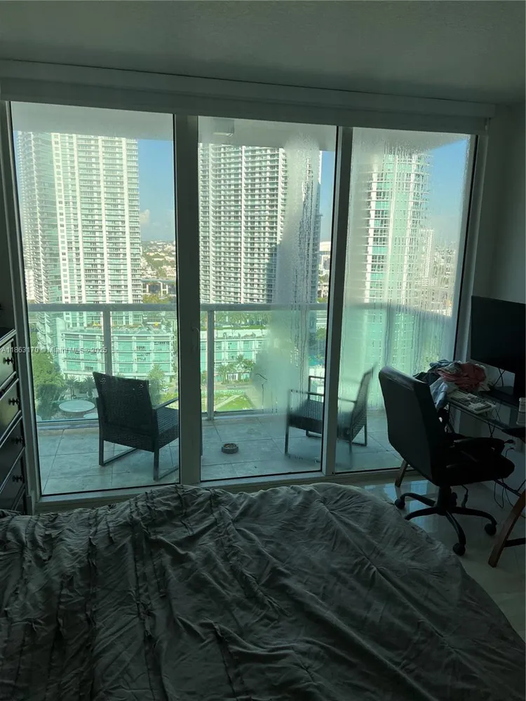 Brickell on the River North #2801 image #18