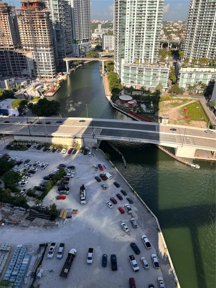 Brickell on the River North #2801 image #22