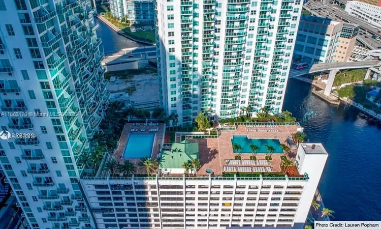Brickell on the River North #2801 image #33
